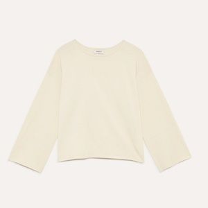  minimalist knit in Italian yarn